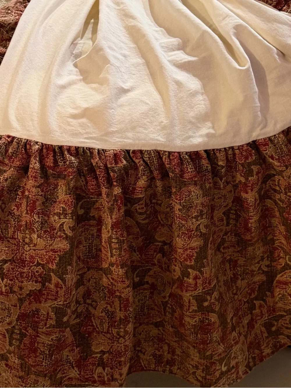 King size bedskirt ruffle traditions by Pamela Kline 76”x80”